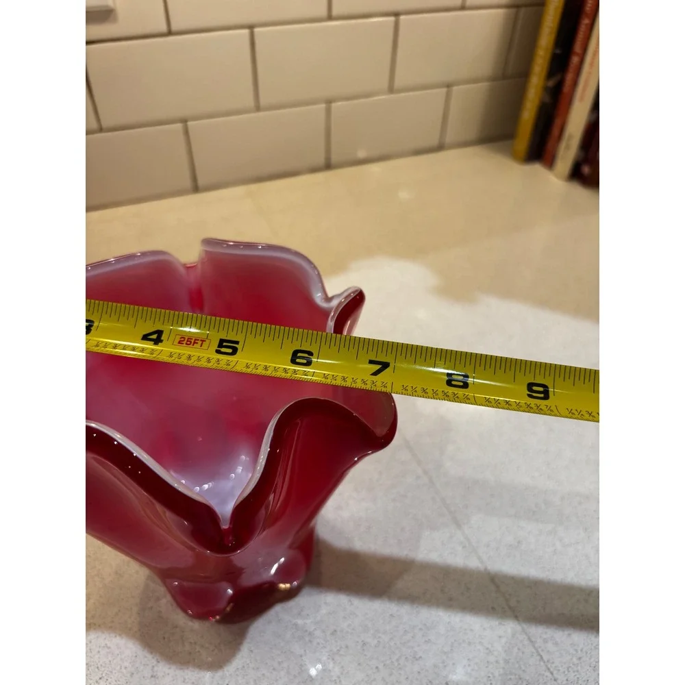 Murano Art Glass Vase Red White Cased Ruffled Handkerchief Rim 6.5in
